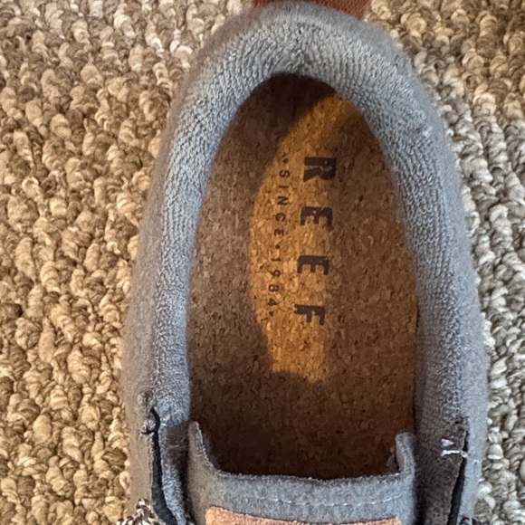 Reef Gray Casual Shoes - Picture 2 of 4